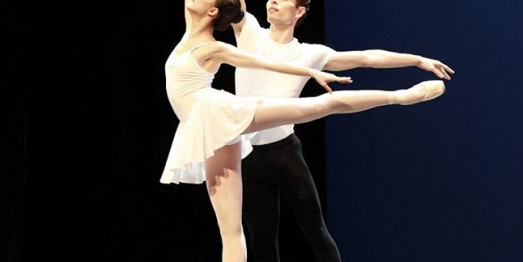 Ballet Under the Stars