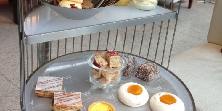 Tea in a bird cage at Drop the T²