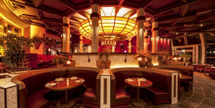 Catalunya, Singapore