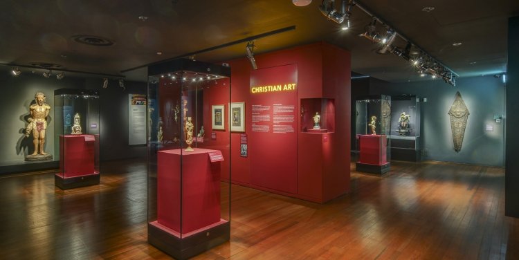 Christian Art gallery. Image courtesy of Asian Civilisations Museum