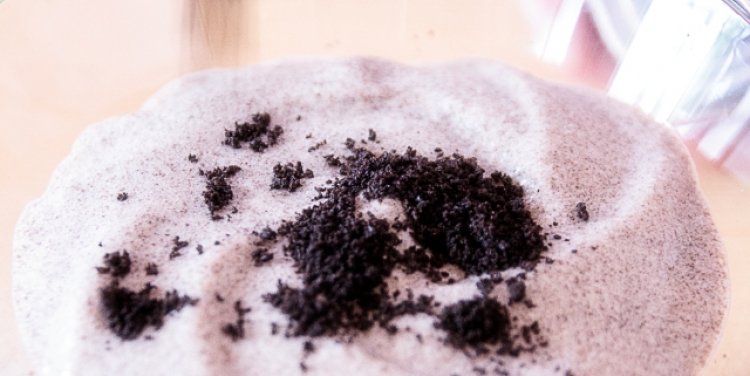 Cookies and cream cheesecake espuma at A for Arbite