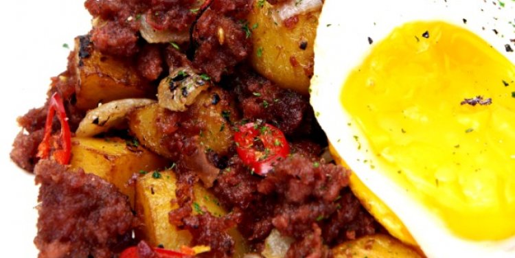 Corn beef hash at Violet Oon's Kitchen