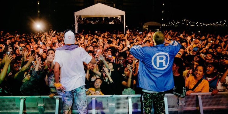 Yung Raja performing in 2019 (Credit: Def Jam SEA Facebook page)