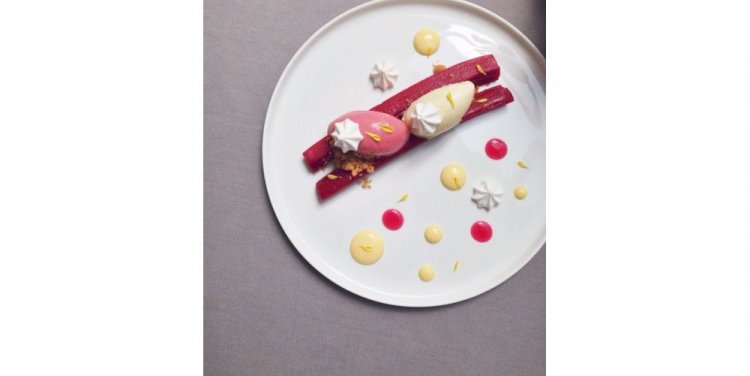 Rhubarb le Restaurant