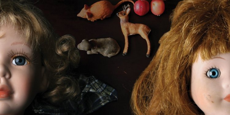 Disturbing Narratives