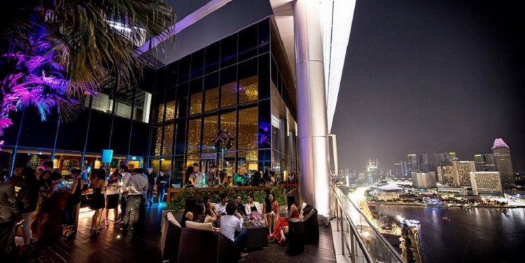 The Drinking Society/Me@OUE