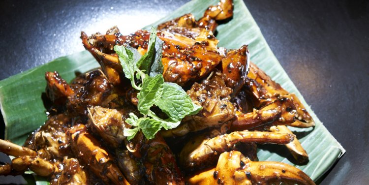 Edge - Black pepper crabs 