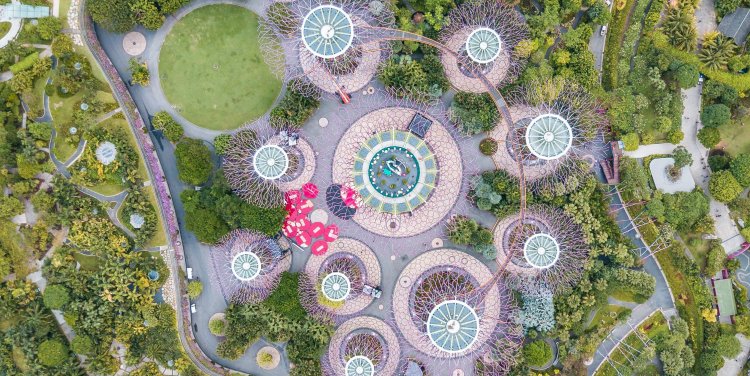 Photo by Fahrul Azmi on Unsplash