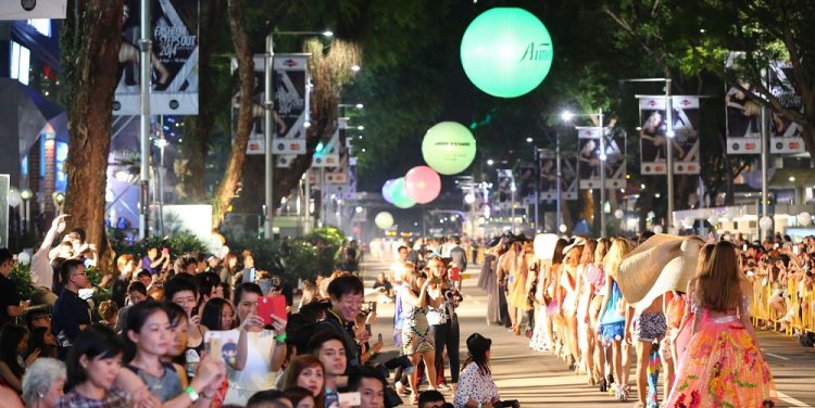 Pedestrian Night at Orchard Road (credit: Orchard Road Business Association)