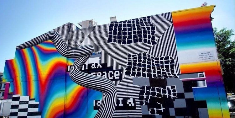 Untitled mural in Montreal (2016), Felipe Pantone