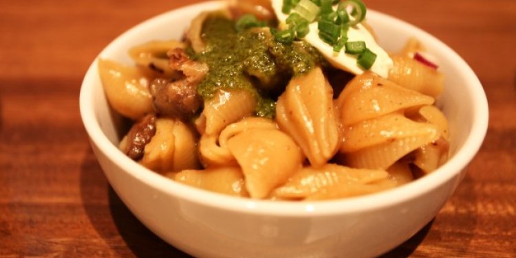 Morsels' Firecracker pork pasta