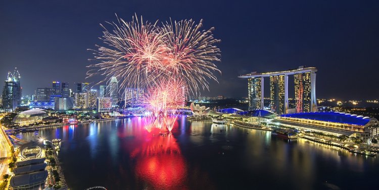 Fireworks viewed from Me@OUE