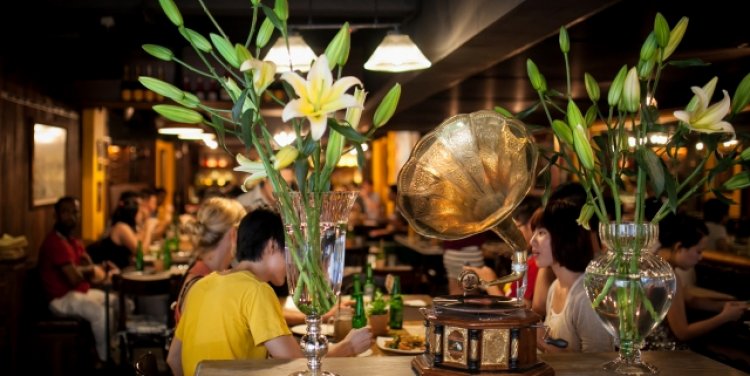 FOLKS COLLECTIVE interior