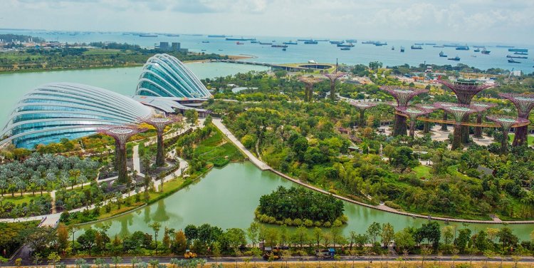Gardens by the Bay