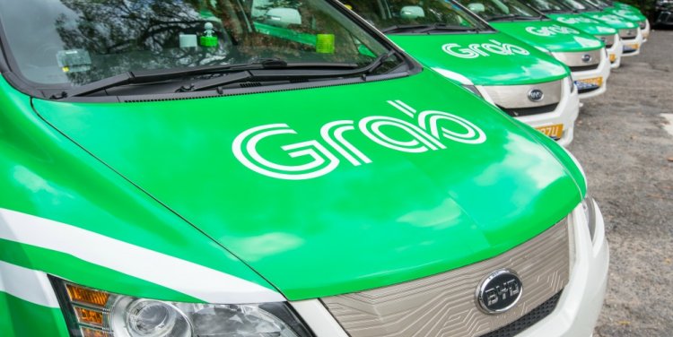 Grab Freedom Day Cars