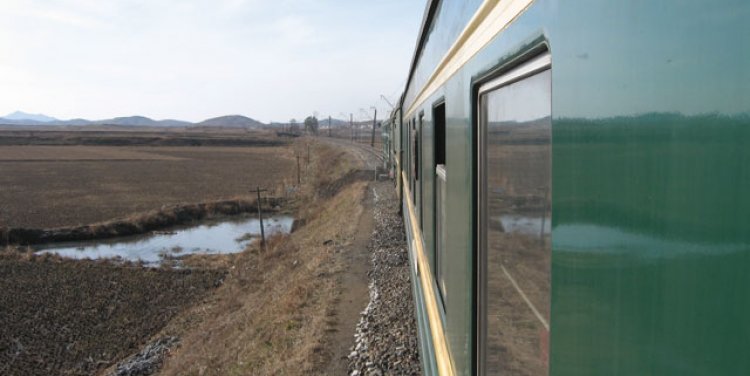 Heading north from Pyongyang