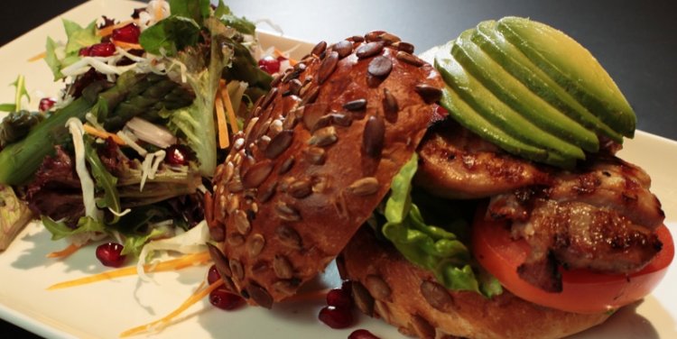 Grilled chicken and avocado burger