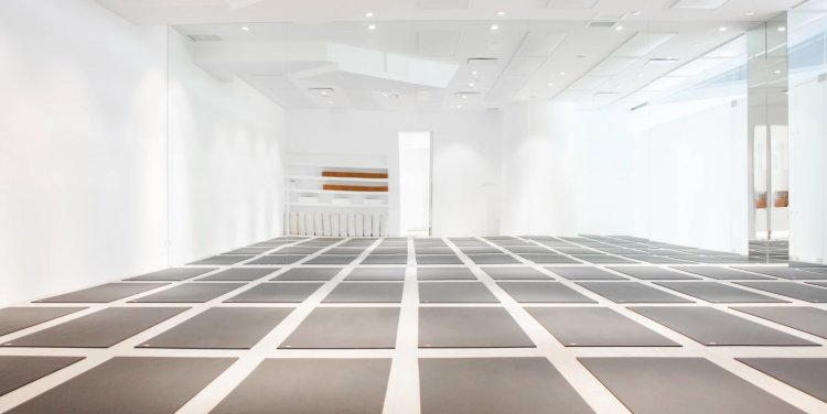 Hom Yoga River Valley 