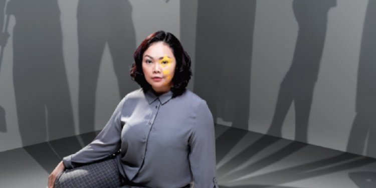 Siti Khalijah Zainal in How Did the Cat Get So Fat?