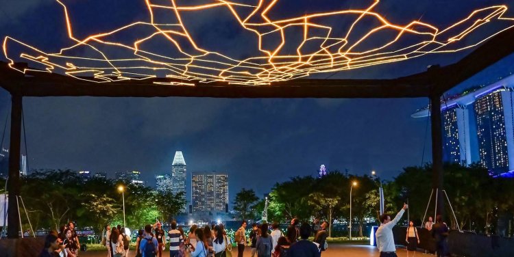 i Light Singapore - Bicentennial Edition
