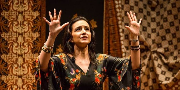 Creative Producer Kamini Ramachandran performing at StoryFest 2017