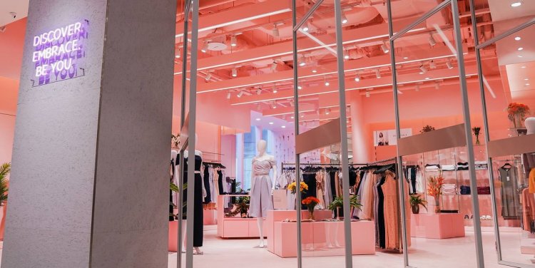 Love, Bonito at 313@Somerset