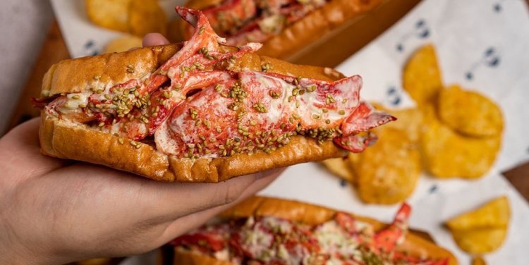 Luke's Lobster, Singapore