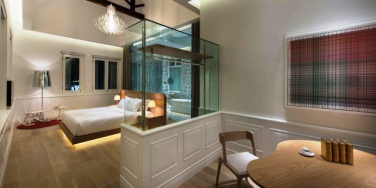 Macalister Mansion; Photo Credit: www.homedsgn.com