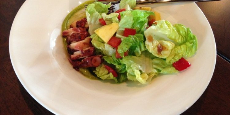 Grilled atlantic octopus salad at Oca Grassa 