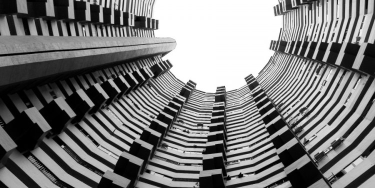 Pearl Bank Apartments. Photo credit: Jonathan Lin