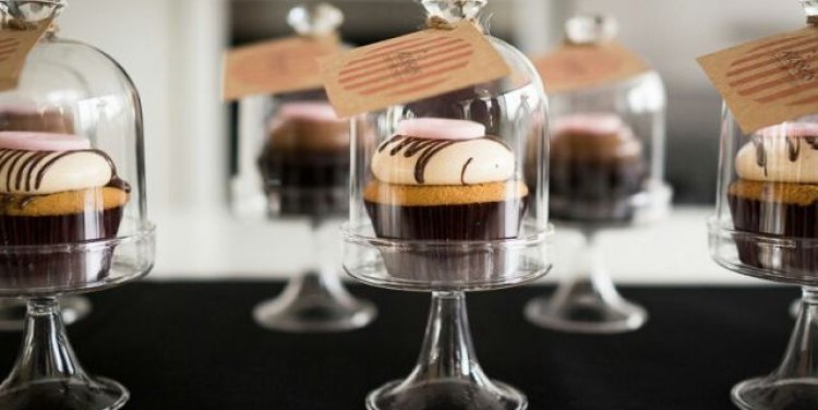 Peanut butter chocolate chip cupcakes at Kisses Bakery  