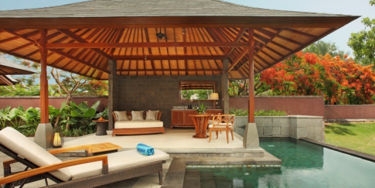 Pool and gazebo at The Nikko Bali Resort & Spa 