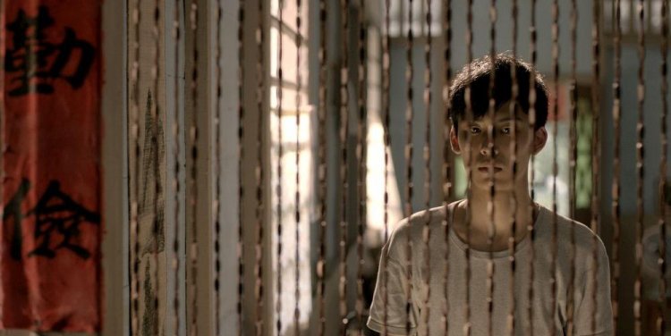 Popiah by Royston Tan