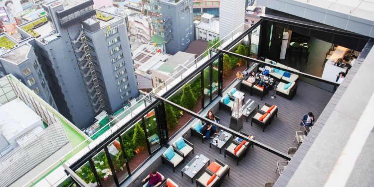 Rooftop Bar Floating