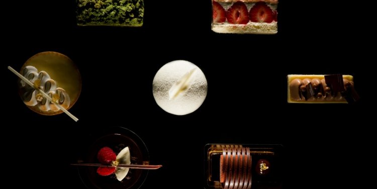 Waku Ghin's pastries