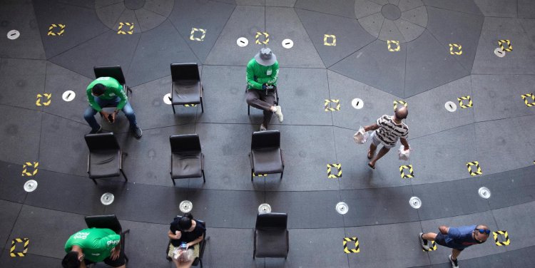 Credit: How Hwee Young