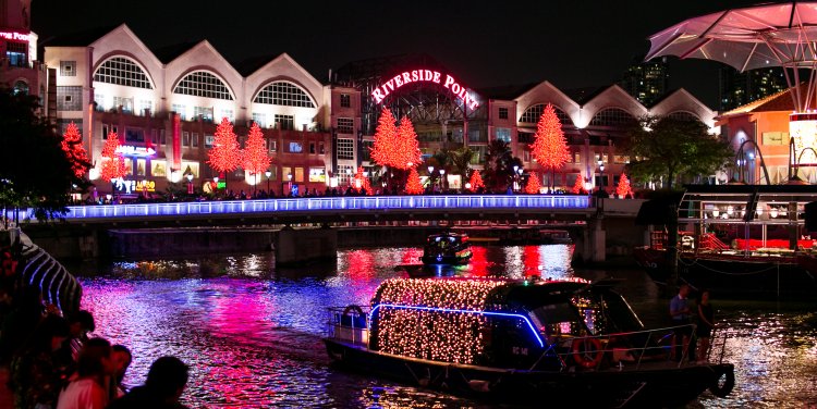 Christmas by the Singapore River