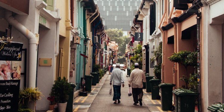 Haji Lane. Photo credit: Flickr user Duen Ee Chan (@chandecde)