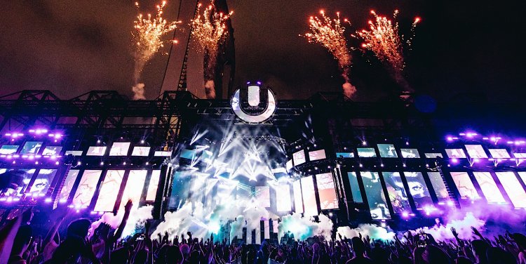 Ultra Singapore 2017. Photo credit: Colossal Photos