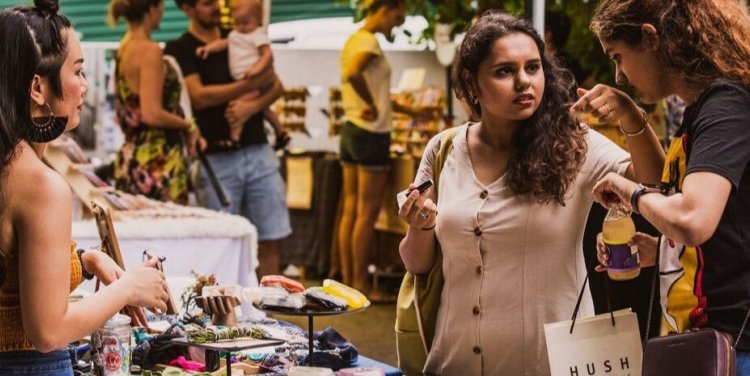 Sunday Social Market