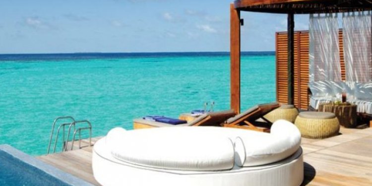 W Retreat & Spa Maldives; Photo Credit: www.thecoolhunter.net