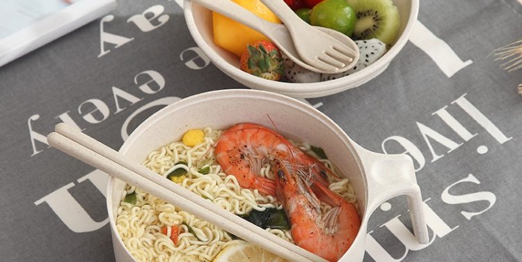 Sustainable wheat straw dinnerware set