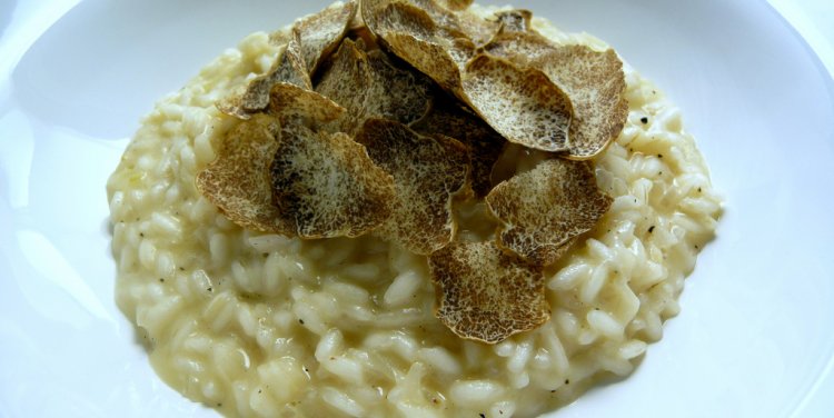 White truffle risotto (credit: bluumwezi)