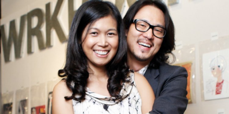 Je Yong Jung with his wife Rujira Lawonvisut