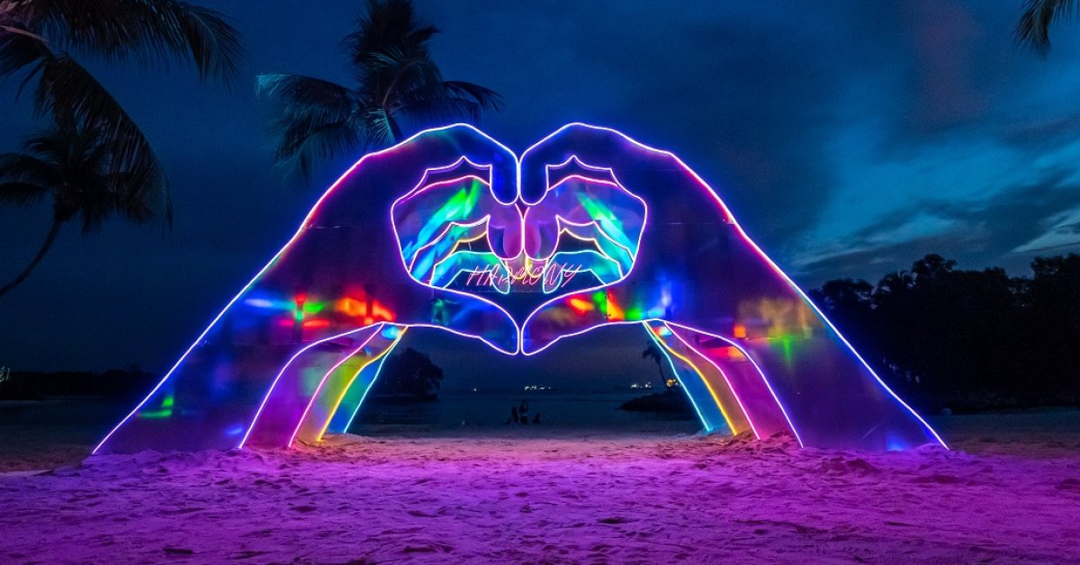 Sentosa Gets A Makeover Of Night Time Art Installations This Festive