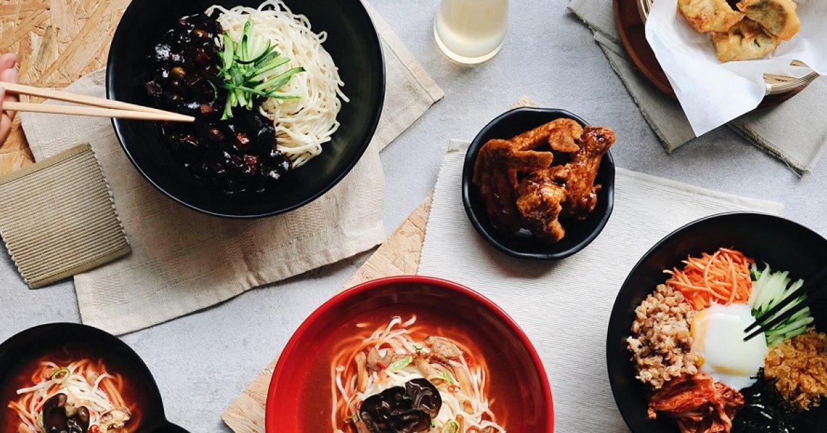 For singles, here are the best places to eat jajangmyeon alone this ...