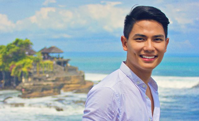 , Four cool Filipinos shares on their jobs and lives in Singapore