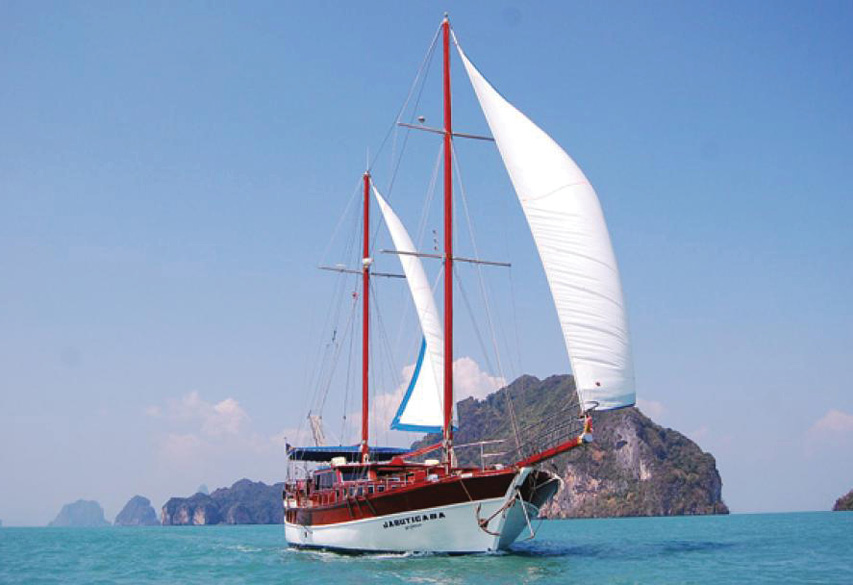 , Here&#8217;s why your next Phuket holiday should be on a yacht