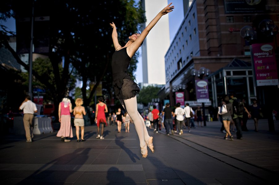 , These ballerinas on the streets of Singapore will make you smile
