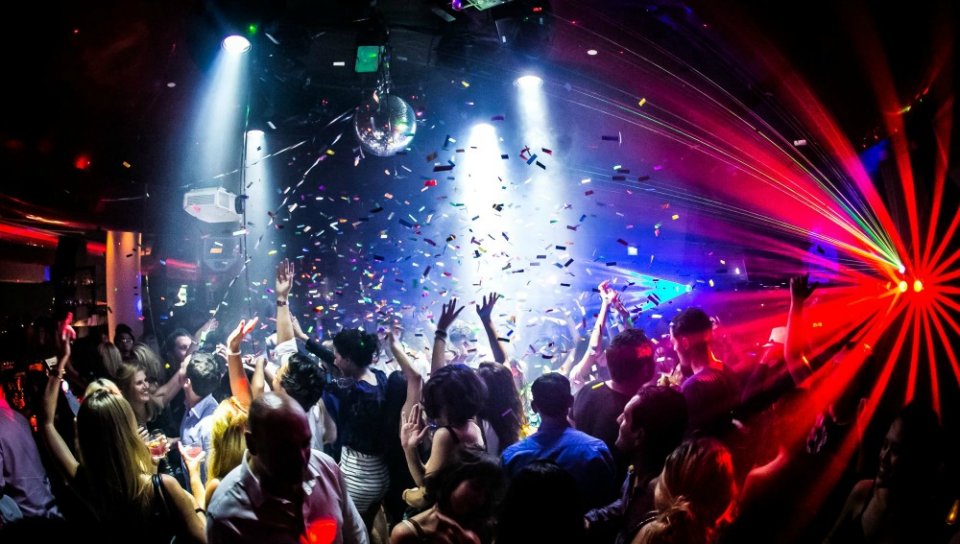 , Get the party started with these great ladies&#8217; night deals in Singapore